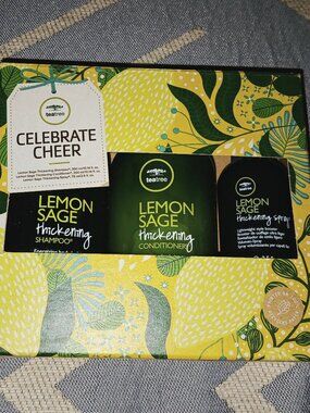 Tea Tree Lemon Sage Thickening Haircare Set NIB!
